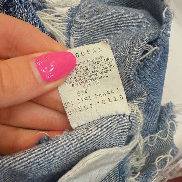 Levi 501 Vintage Denim Shorts - Picture 4 of 6